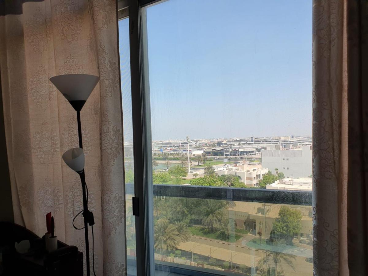One Masterbedroom In 2 Bedroom Apt,Al Darwesh,Al Barsha 1 Dubai Exterior photo